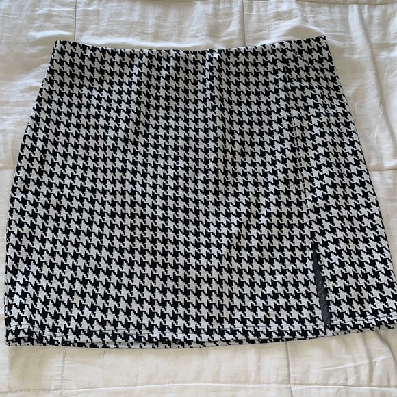 Fashion Nova Dresses & Skirts - Plaid Mini Skirt